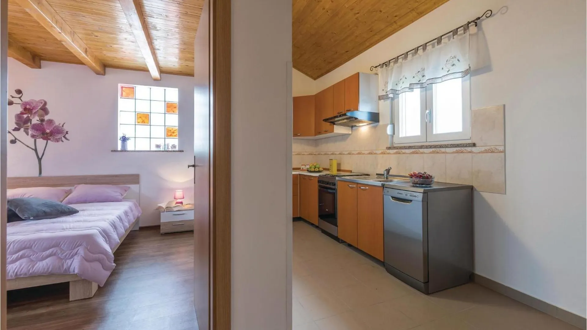 Vakantiehuis Amazing Home In Hreljici With Wifi
